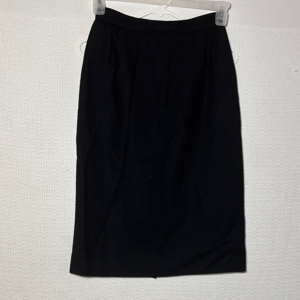 Elegant Black Women's Skirt